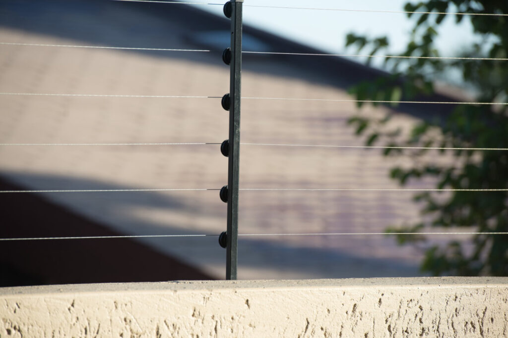 Proteger seu patrimônio: Por que optar por uma cerca elétrica em 2026? 1 instalçao de cerca eletrica em Salvador e Lauro de Freitas
